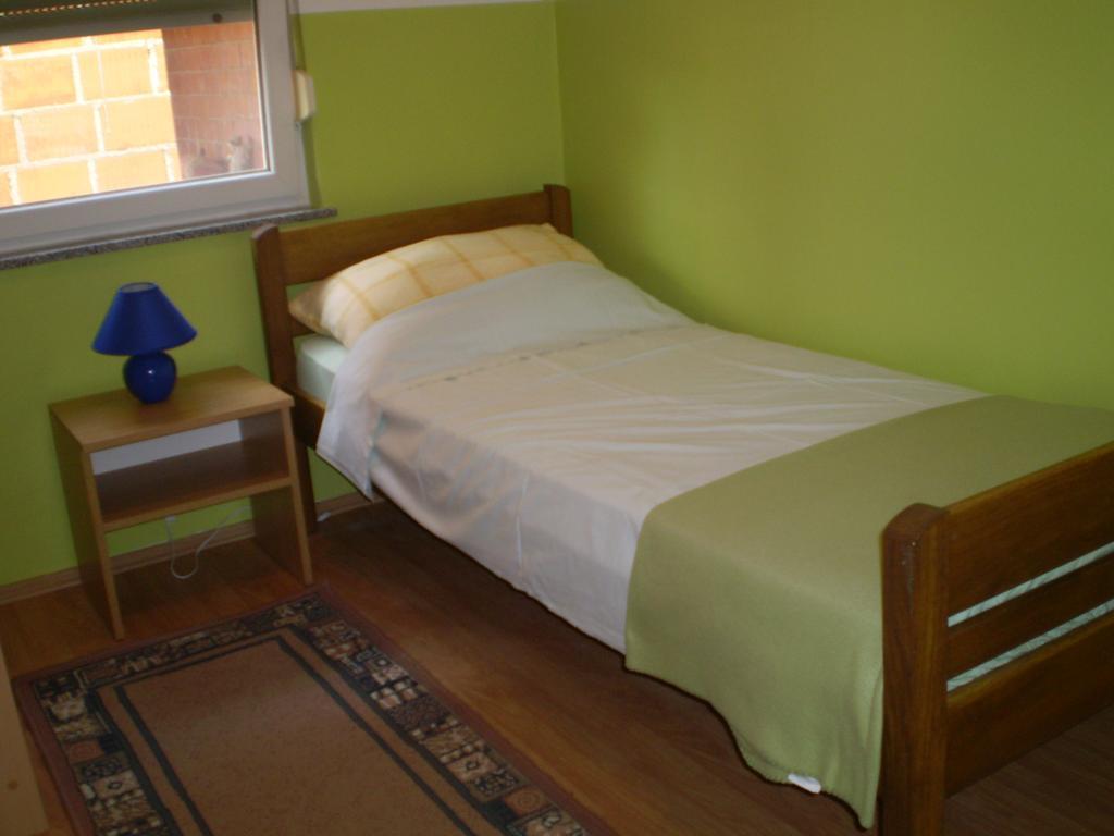 Apartmani Marija&Damir วีร์ ภายนอก รูปภาพ