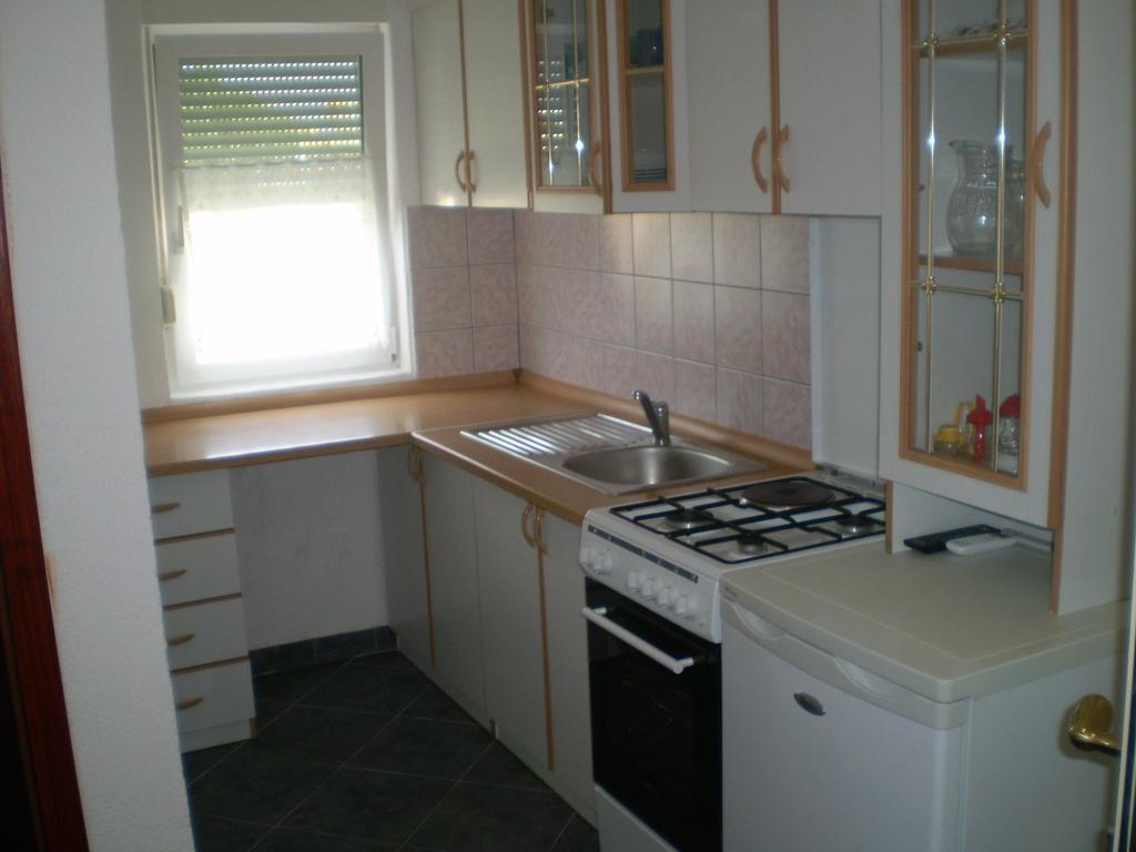 Apartmani Marija&Damir วีร์ ภายนอก รูปภาพ