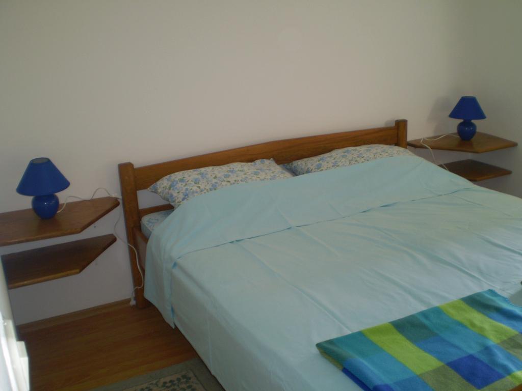 Apartmani Marija&Damir วีร์ ภายนอก รูปภาพ