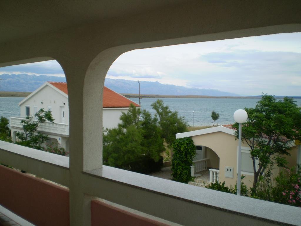 Apartmani Marija&Damir วีร์ ภายนอก รูปภาพ