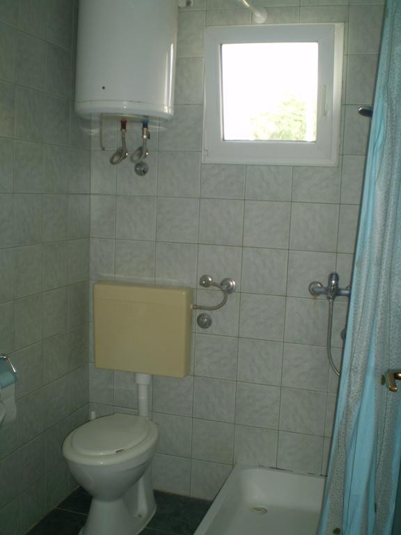 Apartmani Marija&Damir วีร์ ภายนอก รูปภาพ