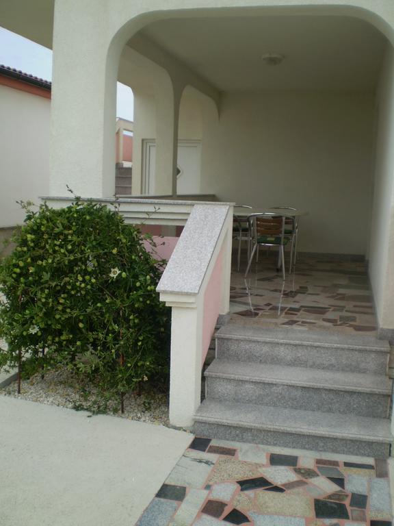 Apartmani Marija&Damir วีร์ ภายนอก รูปภาพ